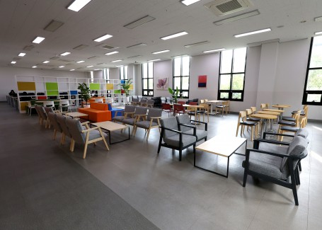 부산외국어대학교 홍보용 이미지